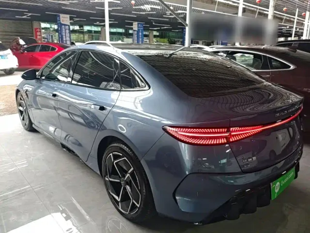 BYD Seal — Фото автомобиля 4