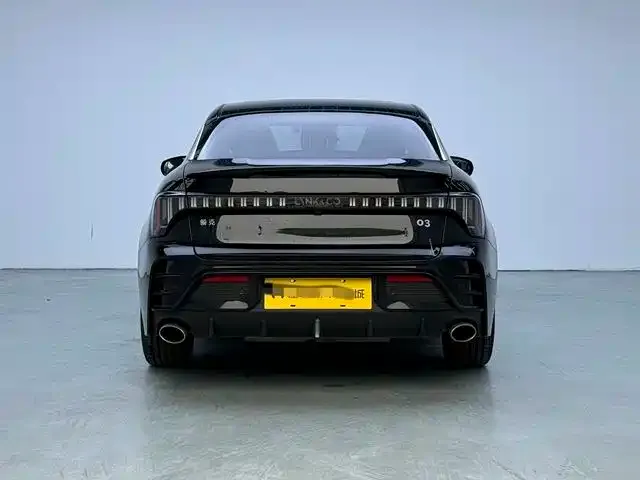 Lynk & Co 03 — Фото автомобиля 5