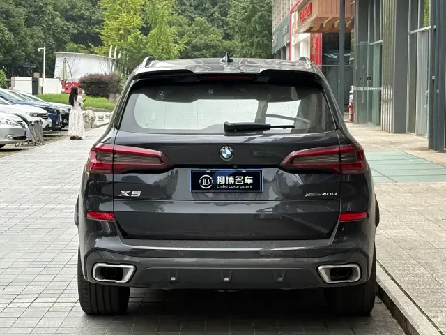 BMW X5 — Фото автомобиля 5