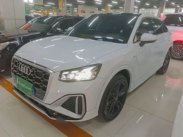 Фотография автомобиля — Audi Q2L