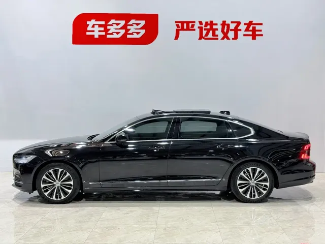Volvo S90 — Фото автомобиля 4