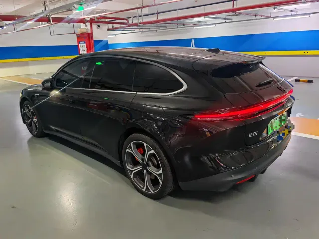 Nio ET5 Touring — Фото автомобиля 4