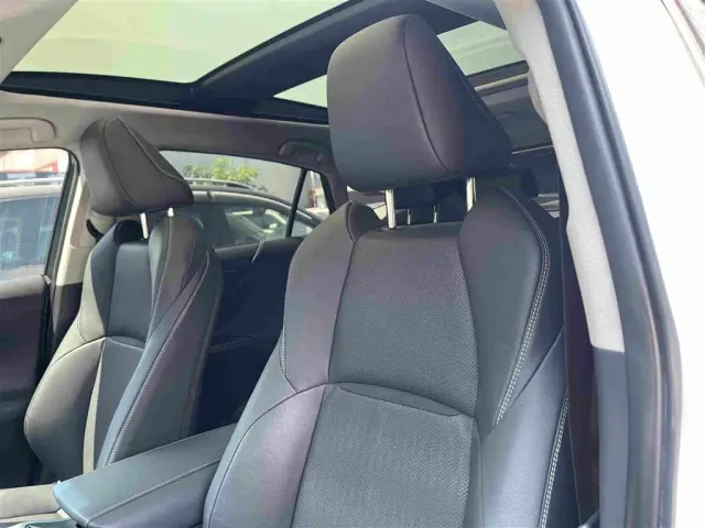 Toyota Venza — Фото автомобиля 10