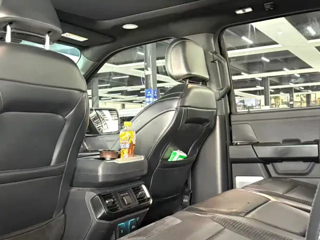 Ford F-150 Raptor — Фото автомобиля 7