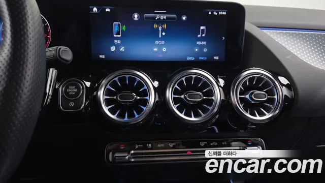 Mercedes-Benz GLA-Class H247 — Фото автомобиля 21