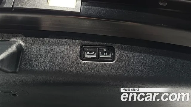Genesis GV70 2.5T Бензин AWD — Фото автомобиля 27