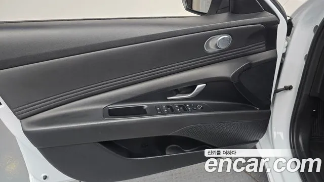 Hyundai Avante CN7 — Фото автомобиля 13