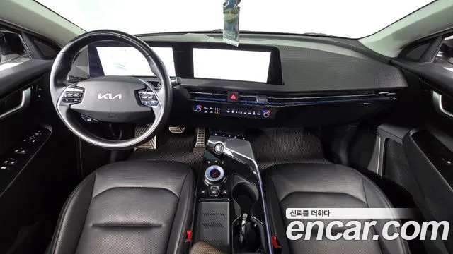 Kia EV6 — Фото автомобиля 10