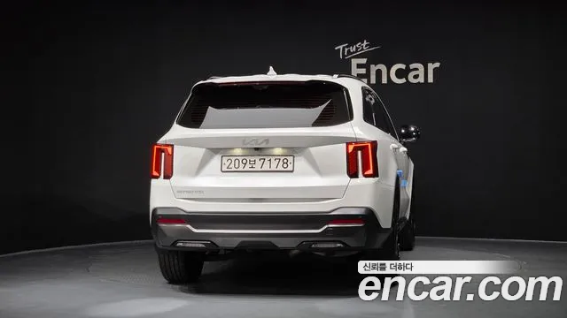 Kia Sorento — Фото автомобиля 4