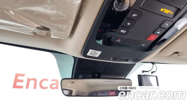 Kia Canival — Фото автомобиля 18