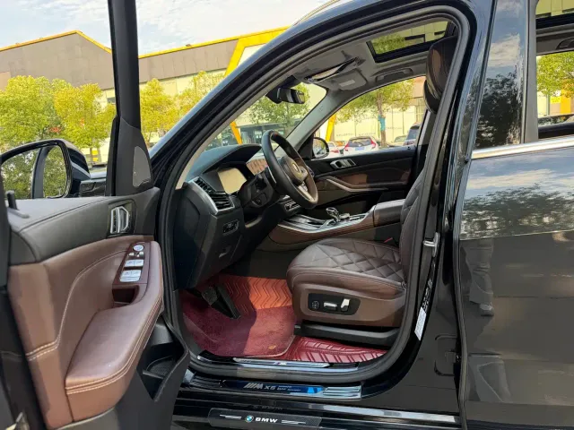 BMW X5 — Фото автомобиля 14