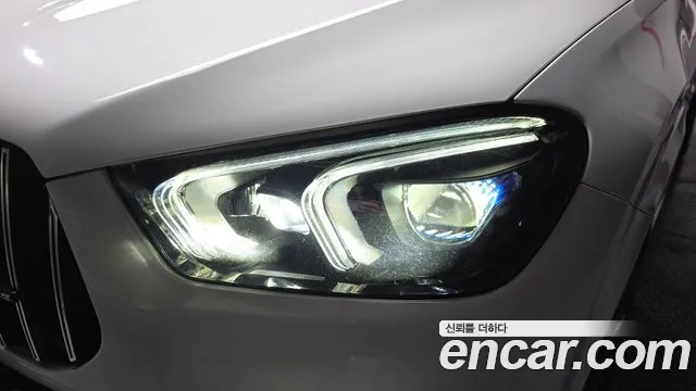 Mercedes-Benz GLE-Class — Фото автомобиля 21