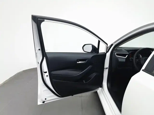 Toyota Corolla — Фото автомобиля 8