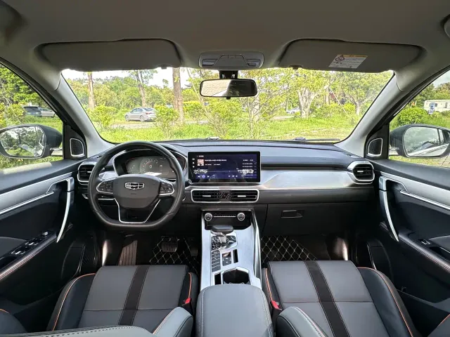 Geely Binyue — Фото автомобиля 18
