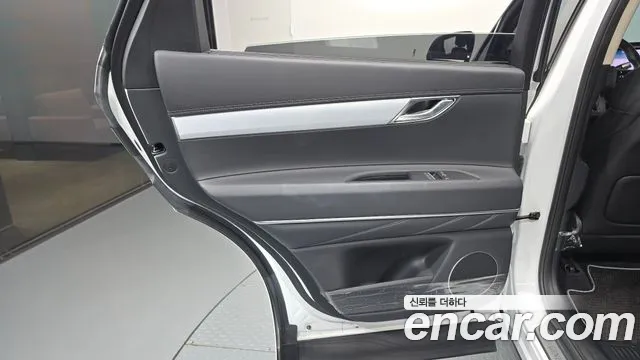 Genesis GV80 — Фото автомобиля 14