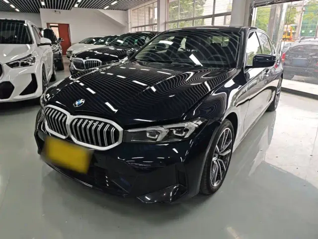 Фотография автомобиля — BMW 3 Series