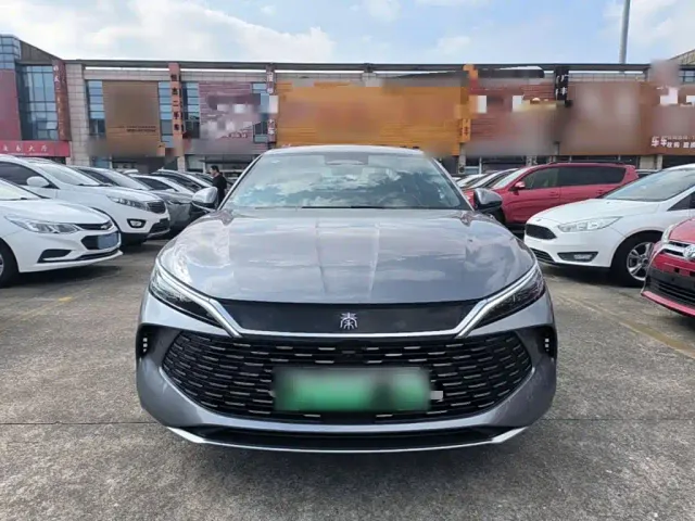 BYD Qin L — Фото автомобиля 2