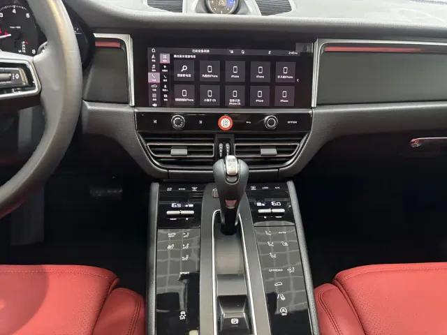 Porsche Macan — Фото автомобиля 19