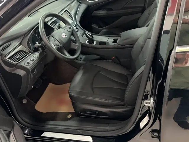 Buick LaCrosse — Фото автомобиля 10