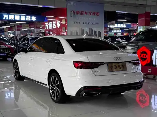 Audi A4L — Фото автомобиля 17