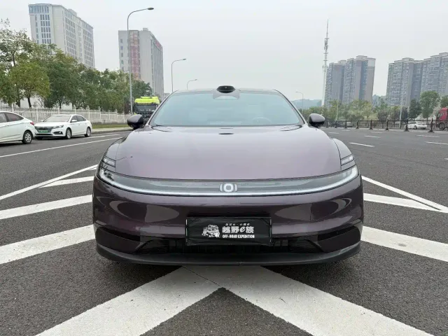 Changan Qiyuan A06 — Фото автомобиля 2