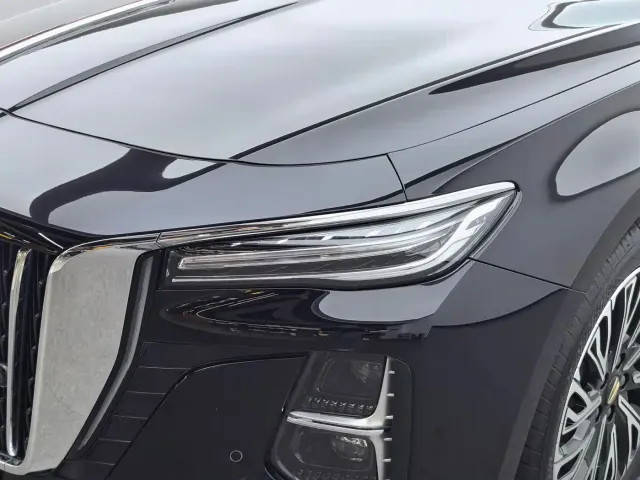 Hongqi H5 — Фото автомобиля 9