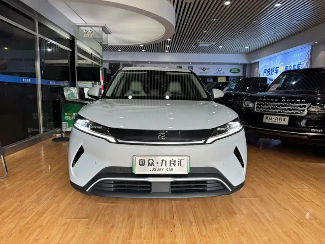 BYD Yuan UP — Фото автомобиля 2