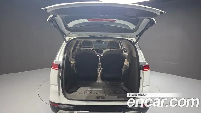 Kia Carnival 4th Gen — Фото автомобиля 19