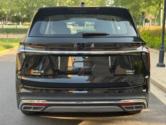 Hongqi HS7 PHEV — Фото автомобиля 11