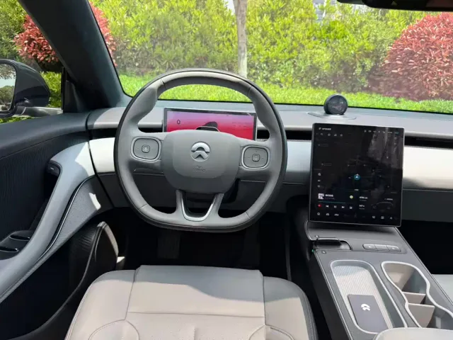 Nio ET5 Touring — Фото автомобиля 9