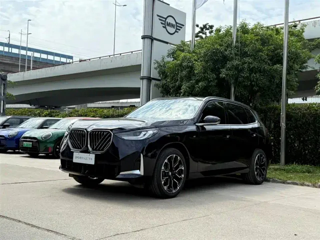 Фотография автомобиля — BMW X3