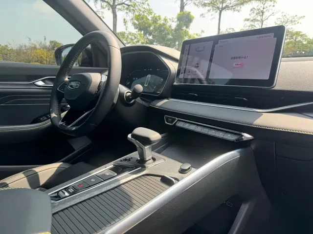 Geely Xingrui — Фото автомобиля 13
