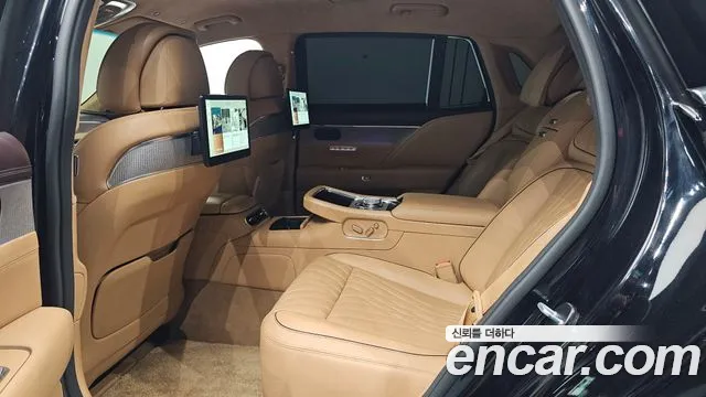 Genesis G90 Бензин 3.5 турбо AWD — Фото автомобиля 11