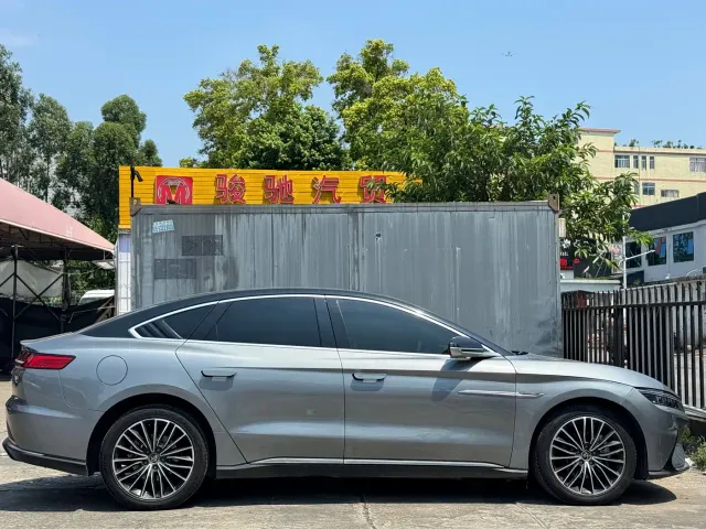 BYD Han — Фото автомобиля 7