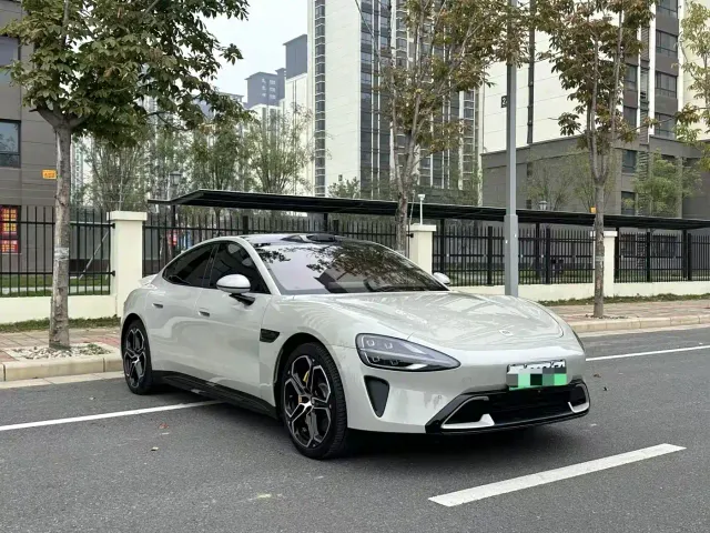 Xiaomi SU7 — Фото автомобиля 2