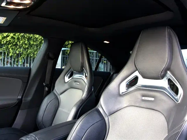 Mercedes-Benz CLA-Class AMG — Фото автомобиля 9
