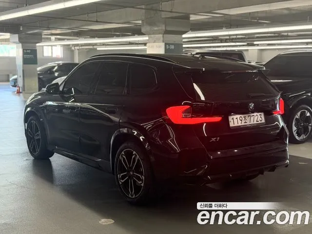 BMW X1 U11 — Фото автомобиля 4