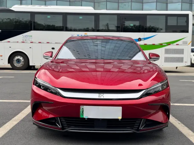 BYD Han — Фото автомобиля 2