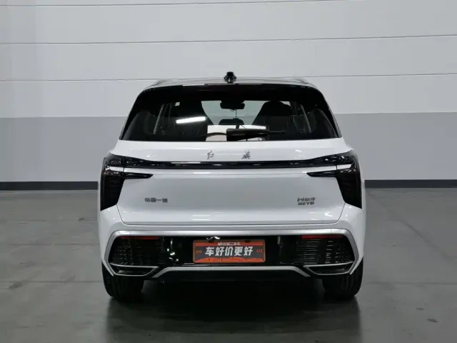 Hongqi HS3 — Фото автомобиля 4
