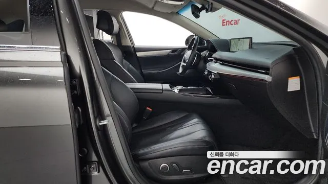 Genesis G80 Electrified G80 (RG3) — Фото автомобиля 23