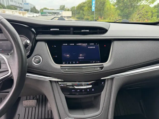 Cadillac XT5 — Фото автомобиля 13