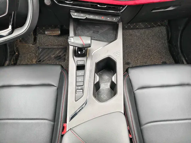 Changan Changan X5 PLUS 2024 1.5T DCT Excellence Model — Фото автомобиля 6