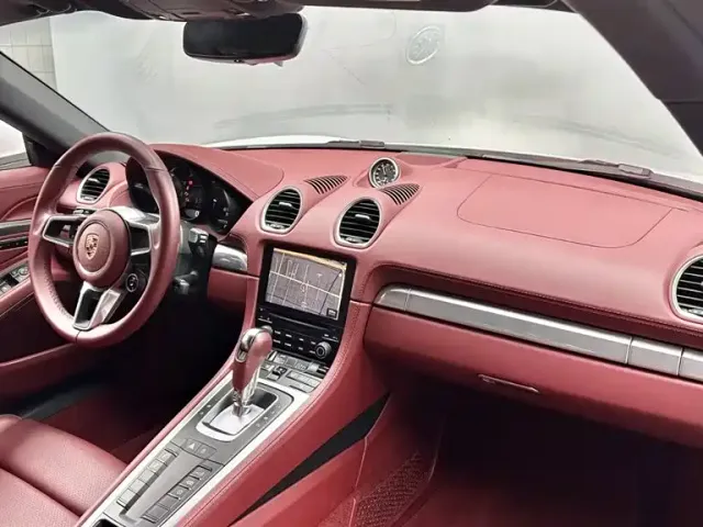 Porsche 718 — Фото автомобиля 10
