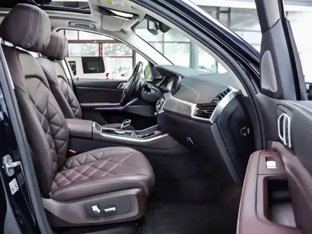 BMW X5 — Фото автомобиля 8