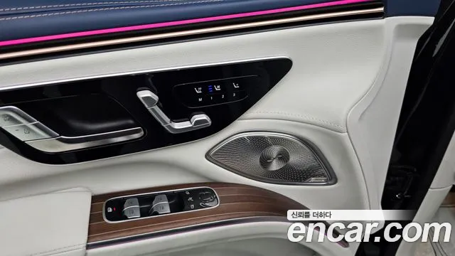 Mercedes-Benz EQS — Фото автомобиля 15