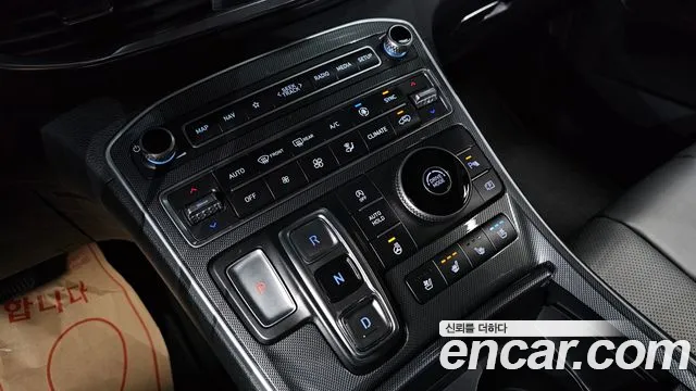 Hyundai Santafe — Фото автомобиля 9
