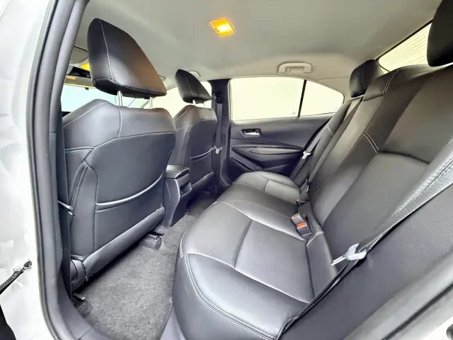 Toyota Corolla — Фото автомобиля 10