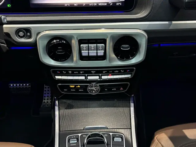Mercedes-Benz G-Class — Фото автомобиля 20