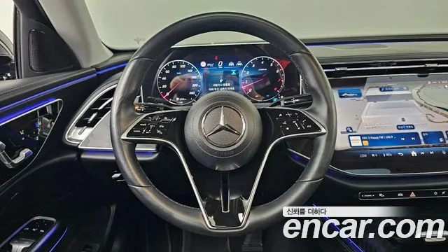 Mercedes-Benz E-Class — Фото автомобиля 12