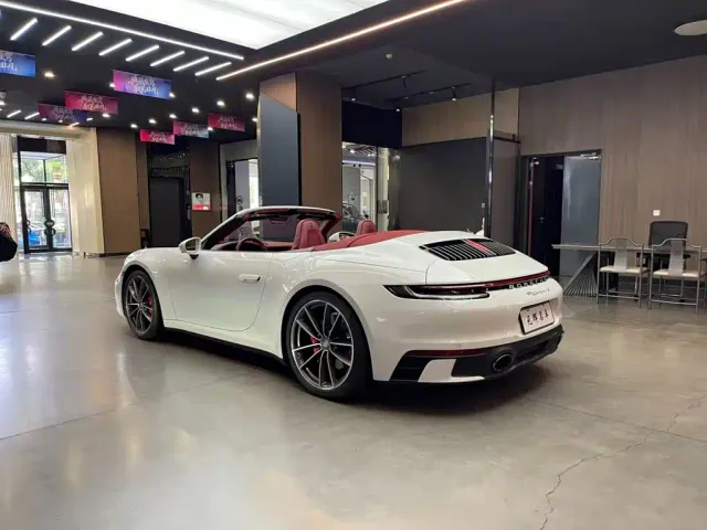 Porsche 911 — Фото автомобиля 18